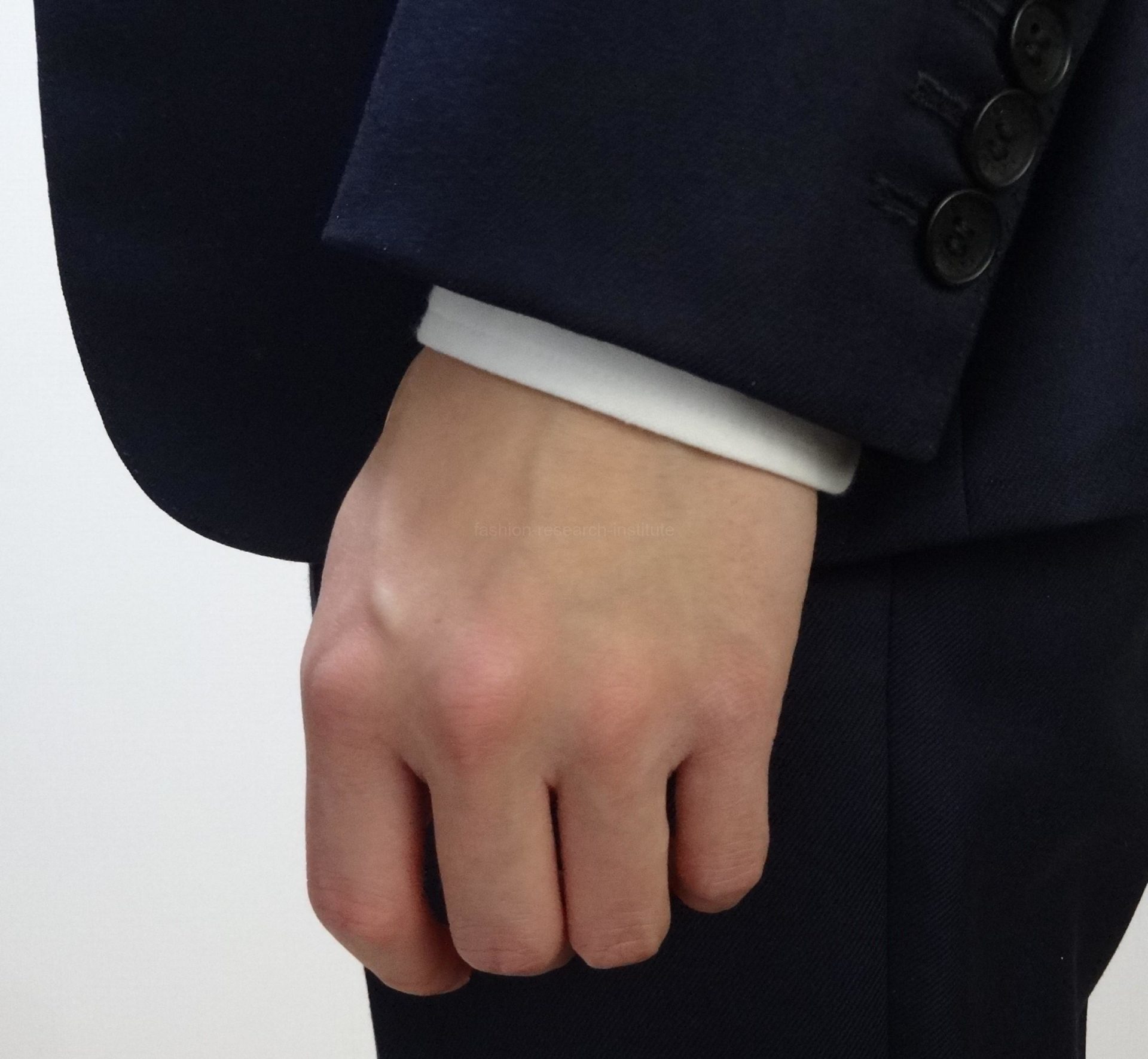 シャツとジャケットの袖丈の適切な長さ 装ひ研究所 シャツとジャケットの袖丈の適切な長さ 装ひ研究所